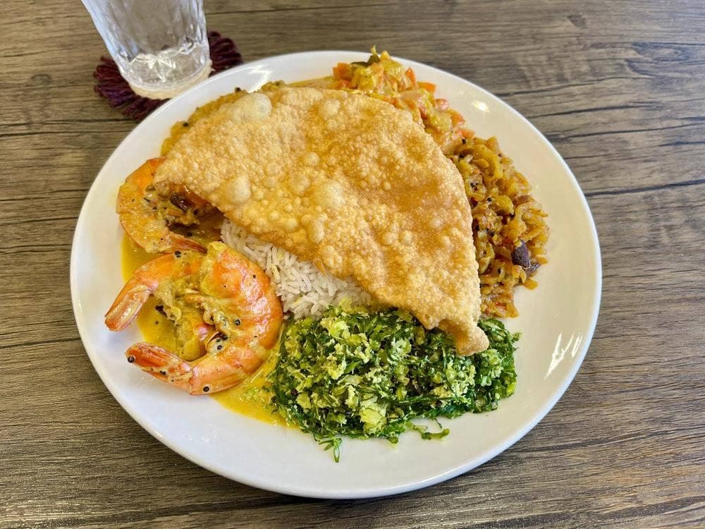 Savina Restaurant & Bar