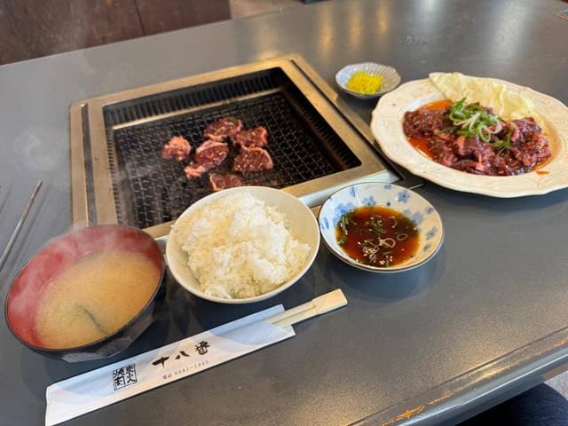 炭火焼肉 十八番 - サブ画像3