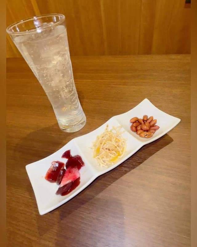 餃子百珍 一味玲玲 新宿店 - サブ画像2