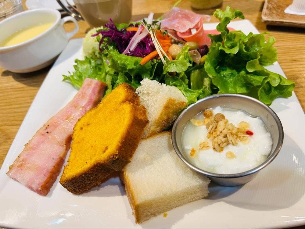 cafe winds daimon