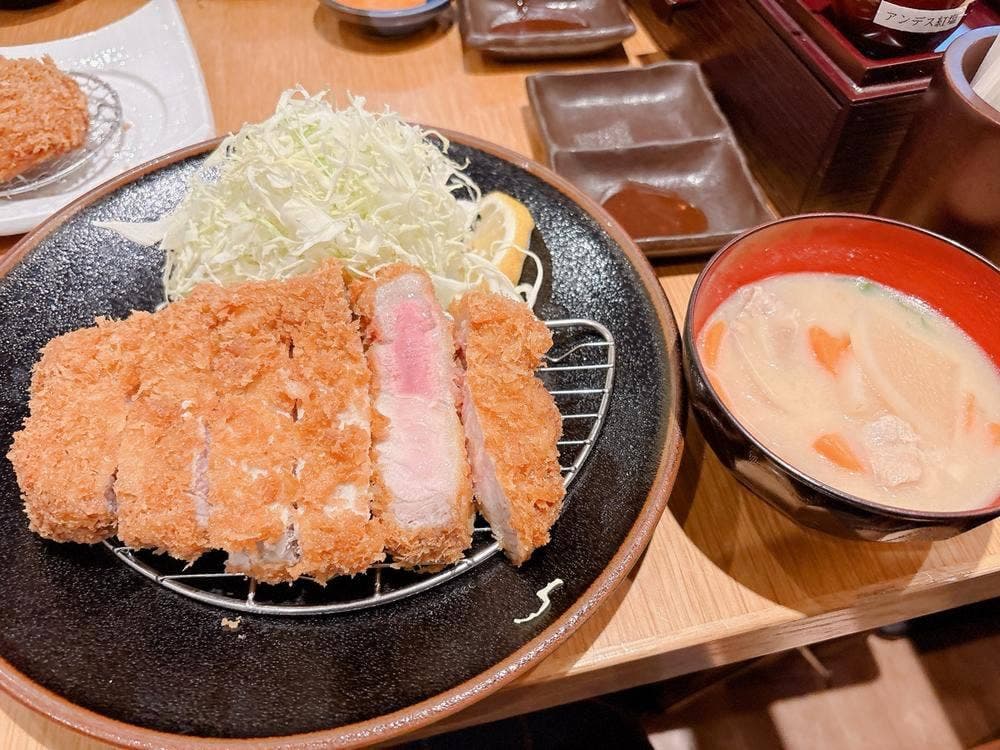 とんかつ さくたろう