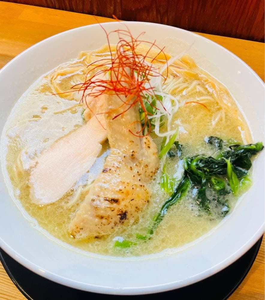 鶏白湯ラーメン ぱいず