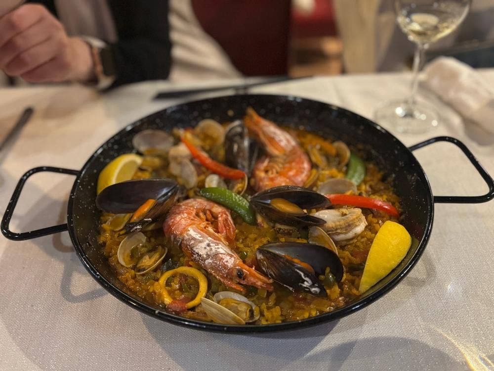 パエリア＆アヒージョ バイラ