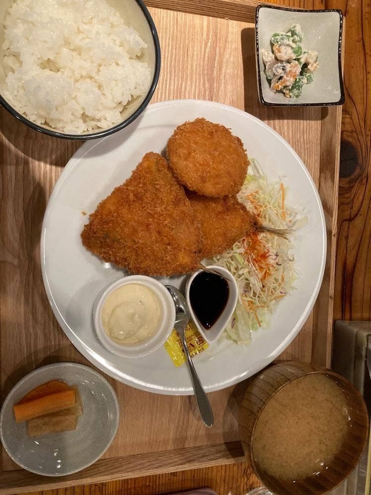 トモヱ食堂
