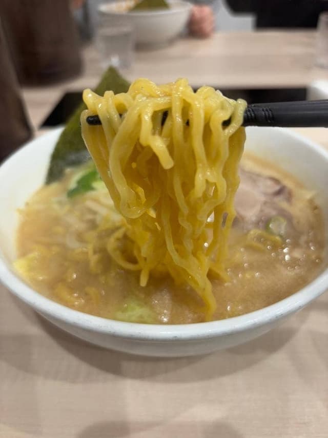 北海道ラーメン 赤レンガ 鶴見西口店 - サブ画像3