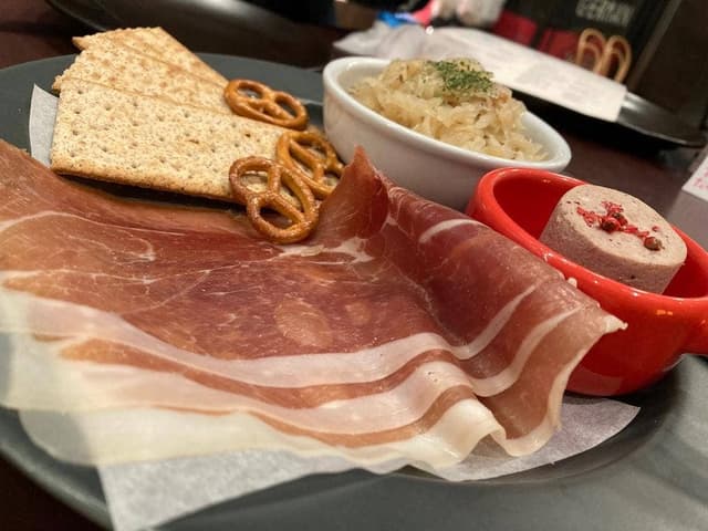 シュマッツ・ビア・スタンド 大手町プレイス店 - サブ画像1