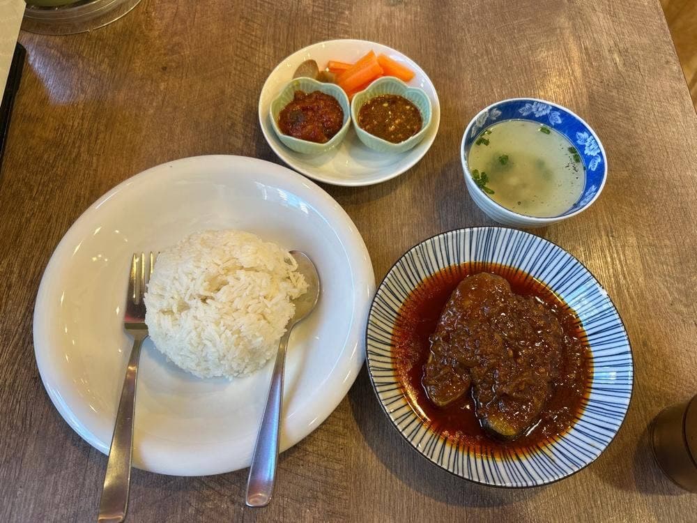 ヤナン