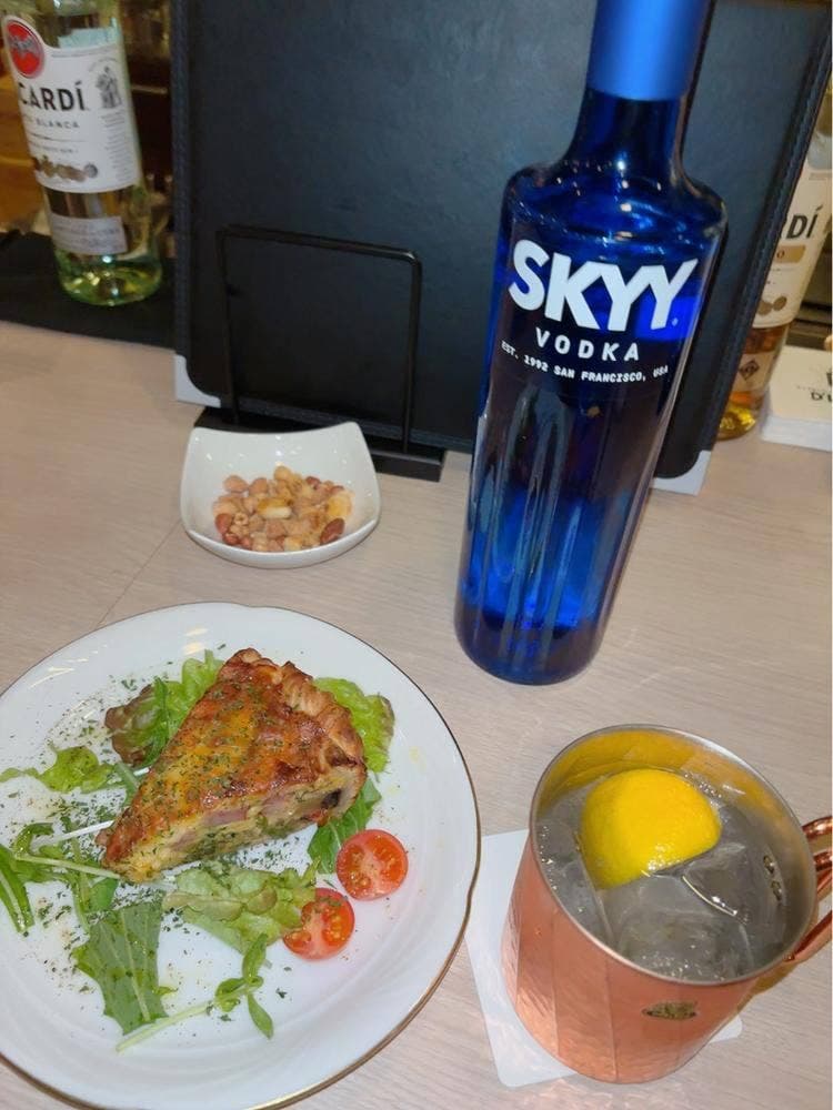 ちょうどいいバー D'LIVE