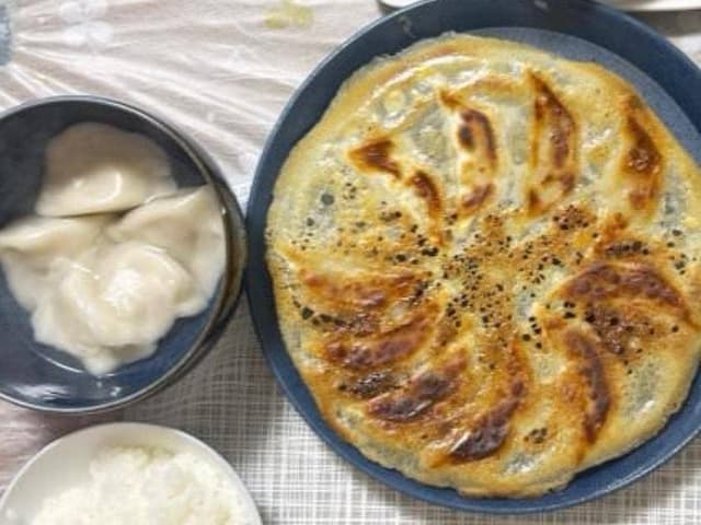 餃子専門 丸虎 - サブ画像1