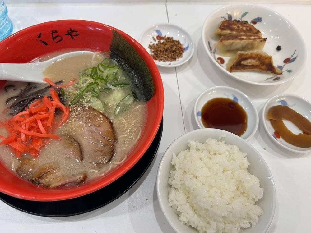 ラーメン専門店くらや