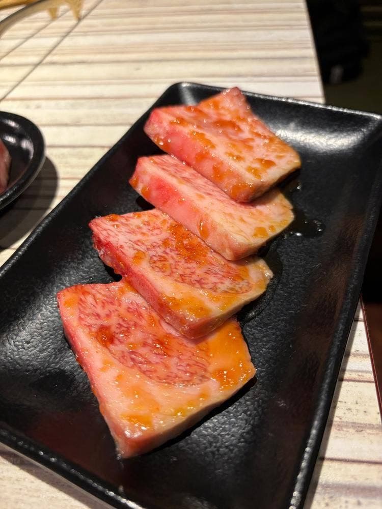 焼肉うちわ 広尾白金店