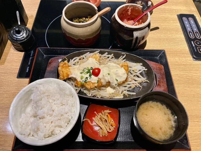 博多鶏ソバ 華味鳥 新宿三井ビル店 - サブ画像1