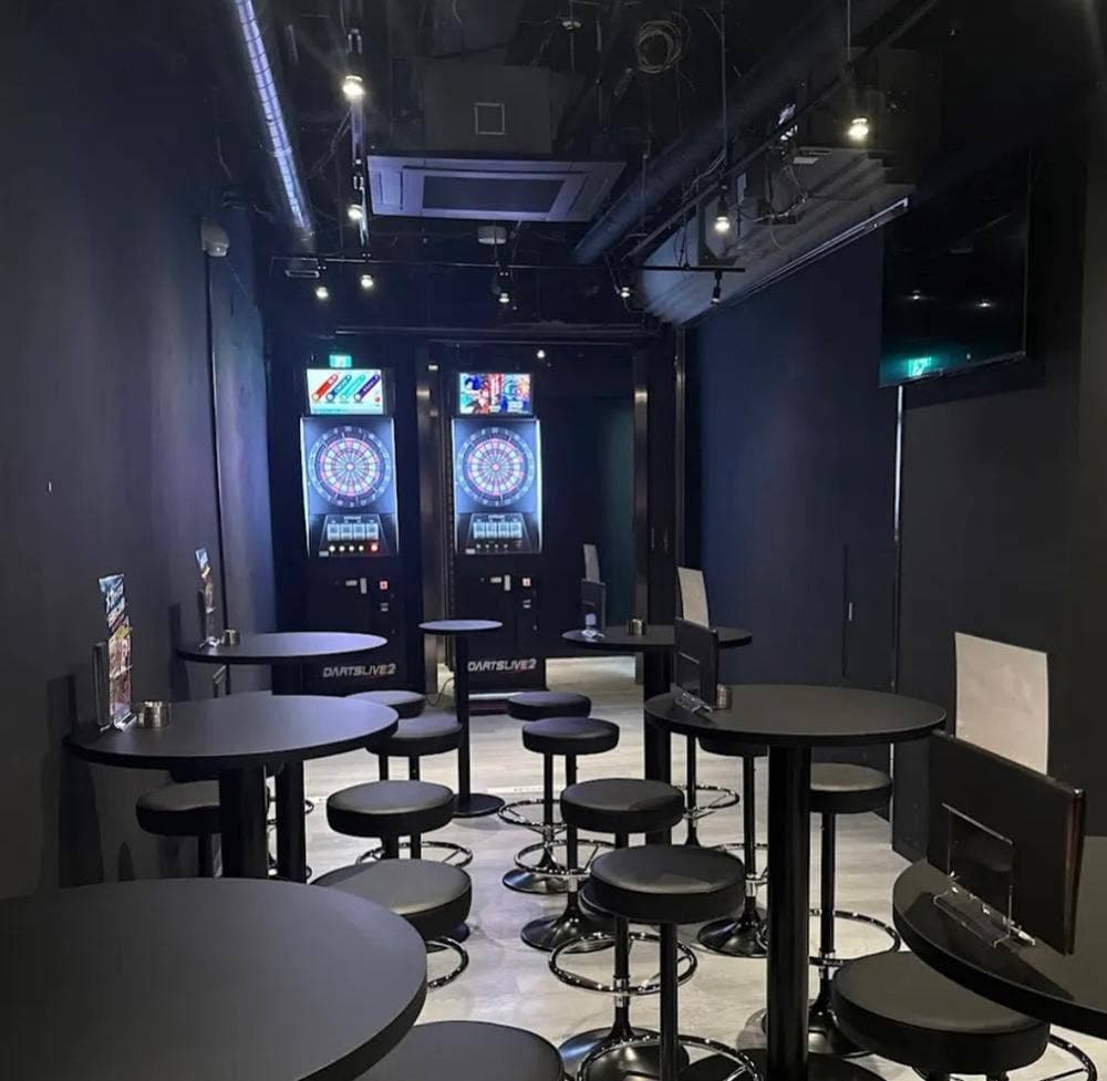 BUZZ darts&sports 新宿靖国通り店