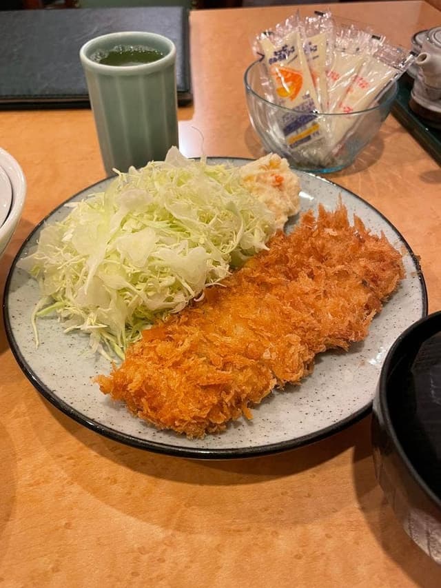 かつ半 - サブ画像1