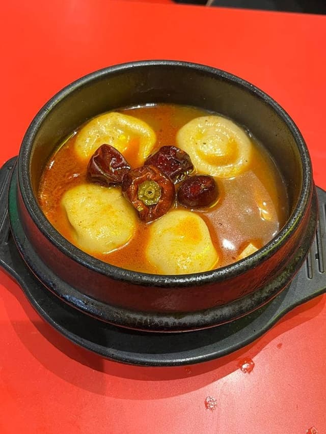 肉汁水餃子 餃包 新宿店 - サブ画像1