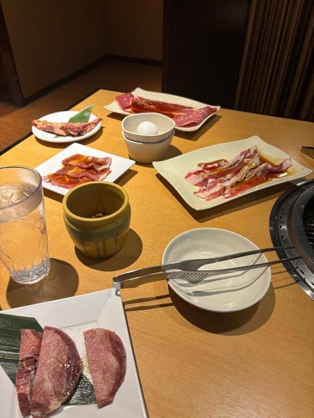 焼肉きんぐ 三郷店 - サブ画像1