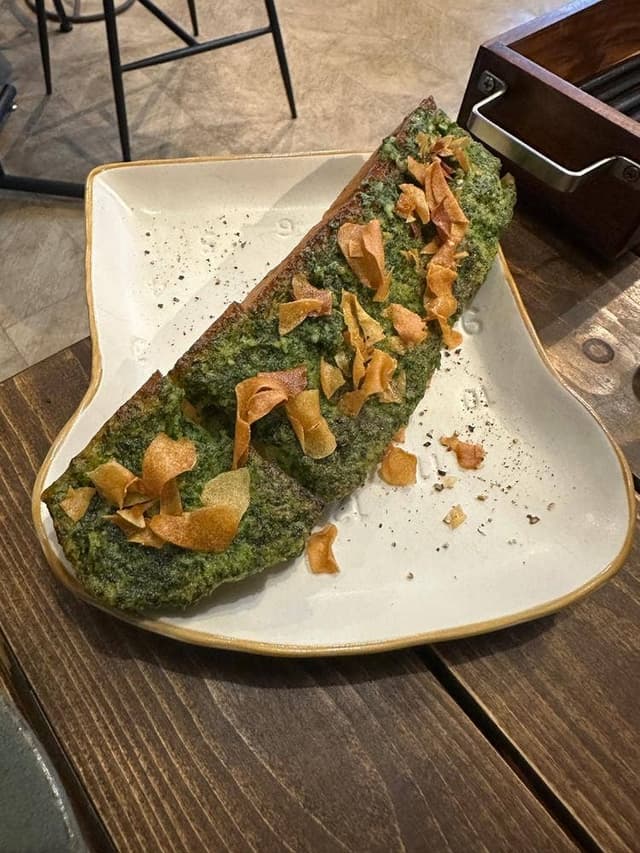 にんにく料理酒場～Garlic Carinderia～×twomoons～ふたつの月～ - サブ画像3