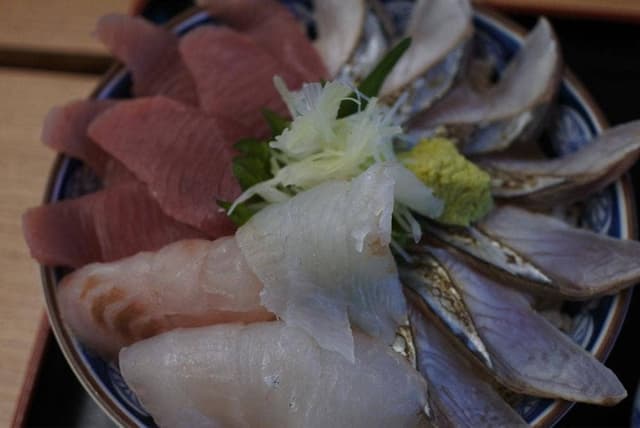 氷見 魚市場食堂 - サブ画像3