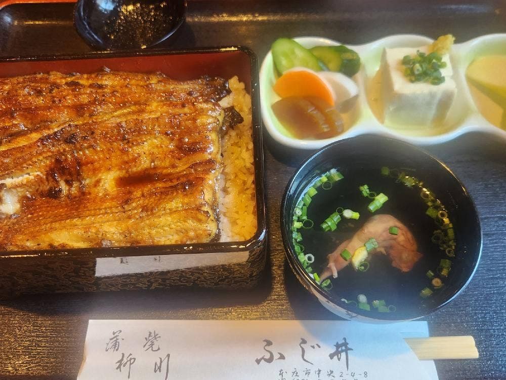 割烹 川魚料理 うなぎ ふじ井