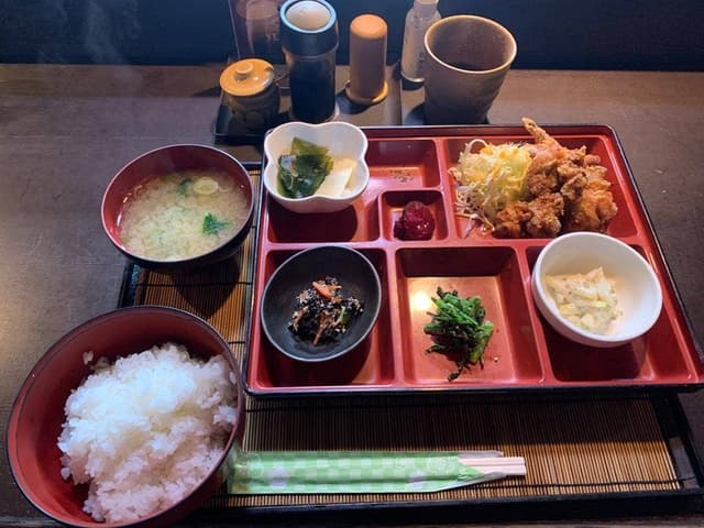 和食処 まる - サブ画像1