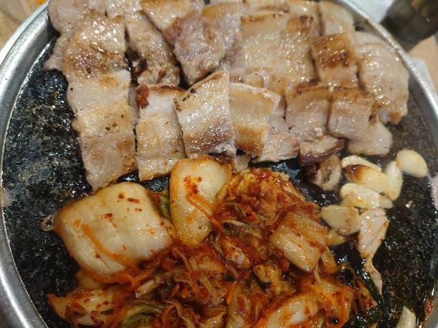 サムギョプサルと韓国料理 ツツムサンパ - サブ画像3