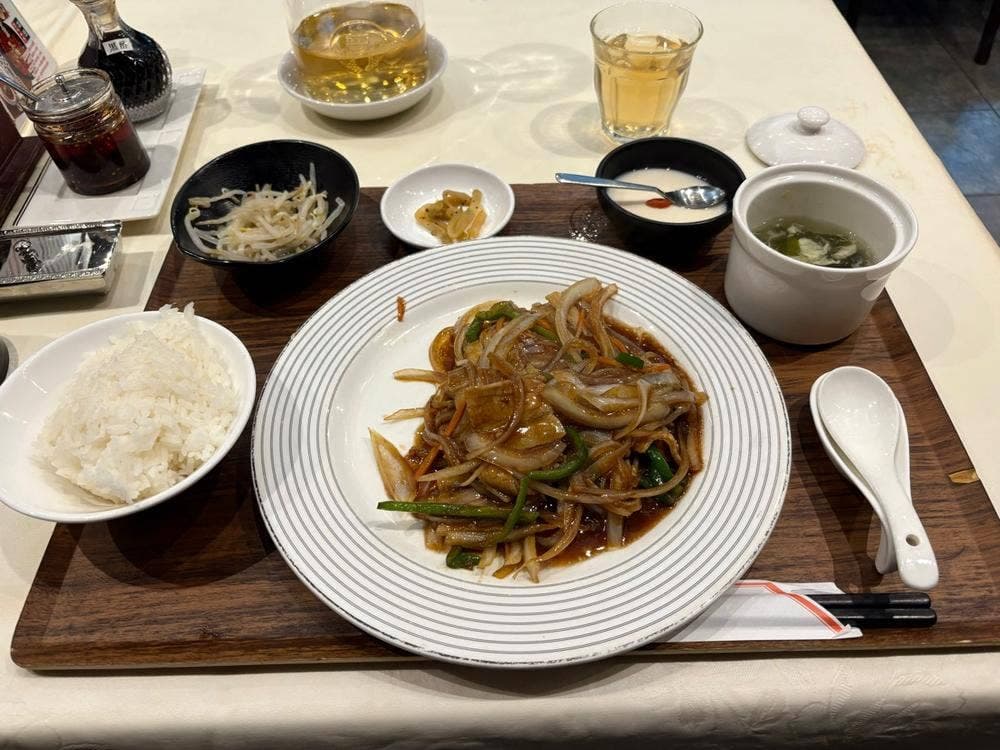 四川料理 川府