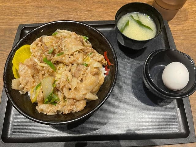 伝説のすた丼屋 新宿西口総本店 - サブ画像2