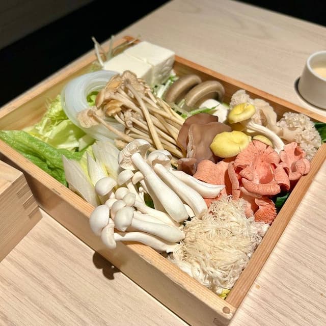 銀座しゃぶ輝 銀座駅前 完全個室 すき焼き しゃぶしゃぶ専門店 - サブ画像3