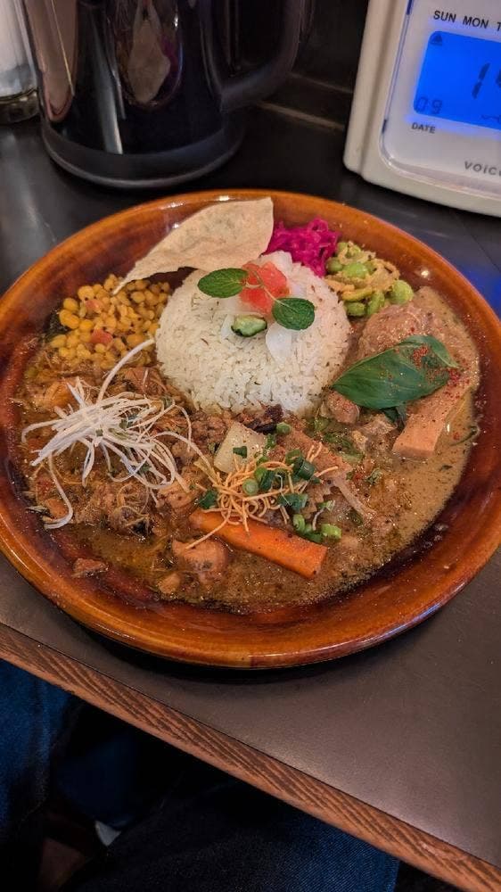 創作カレー MANOS