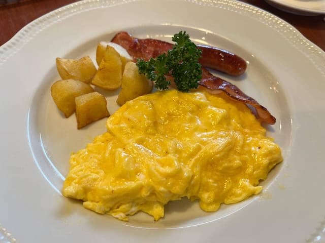 ロイヤルホスト 馬出店 - サブ画像2
