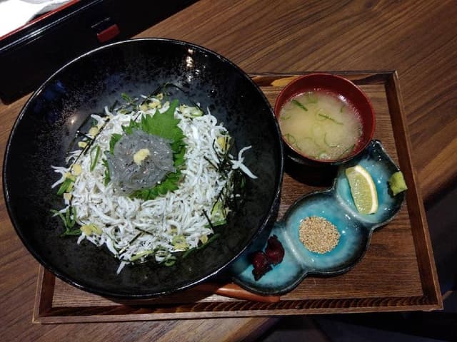 しらす問屋 ヨシマル - サブ画像1
