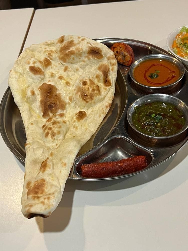 ラッキー ロイヤルガーデン