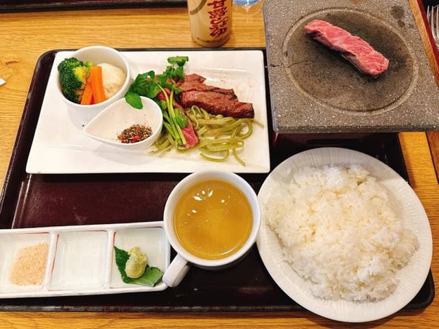 カフェ&レストラン キャニーズ - サブ画像2