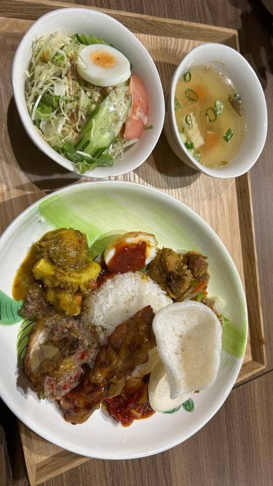 Warung tropis