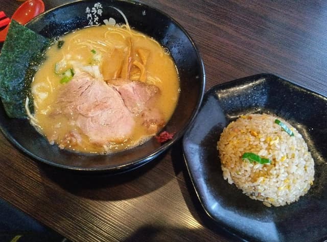 豚骨ラーメン専門店 一兆 浜松幸店 - サブ画像2