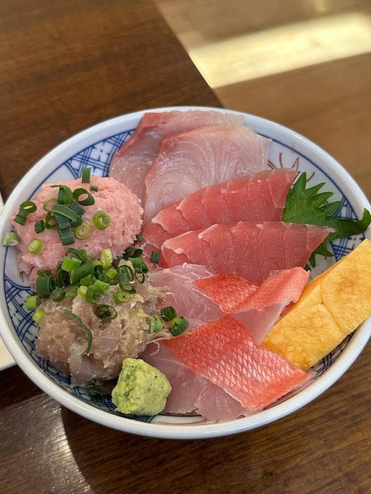 海鮮丼屋 海舟 早川漁村店