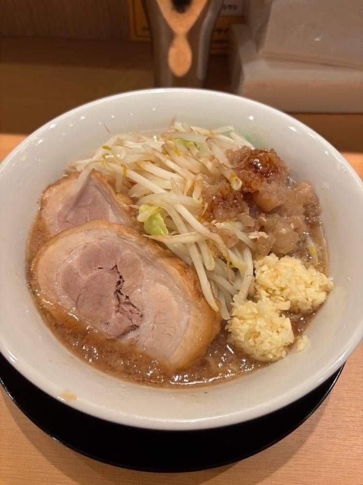 ラーメン裏二郎 綱島店