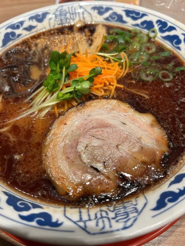 九州らーめん 亀王 十三駅前店