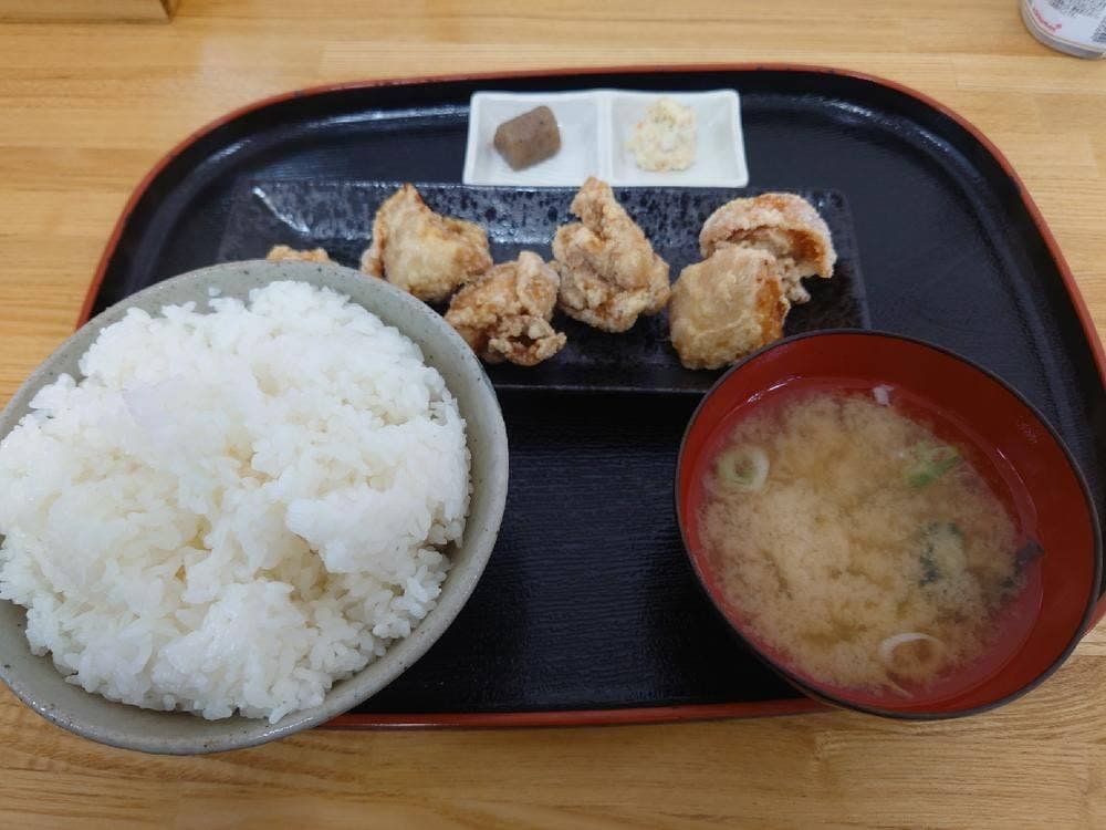 さいわい食堂