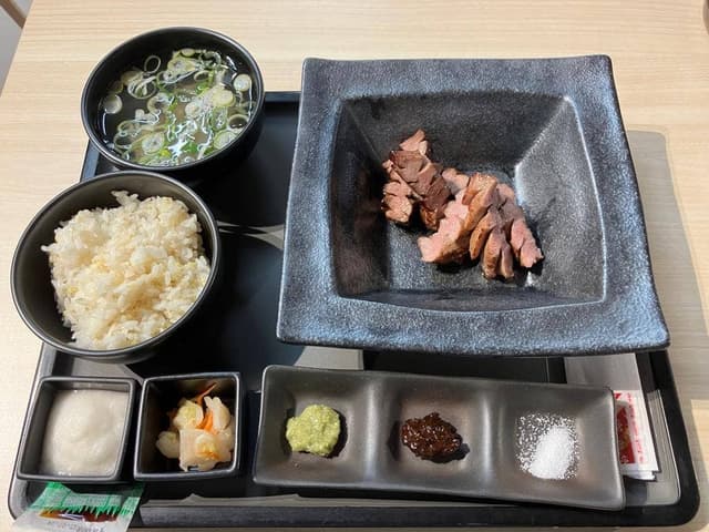 牛タンスタンド 閖上本店 - サブ画像1