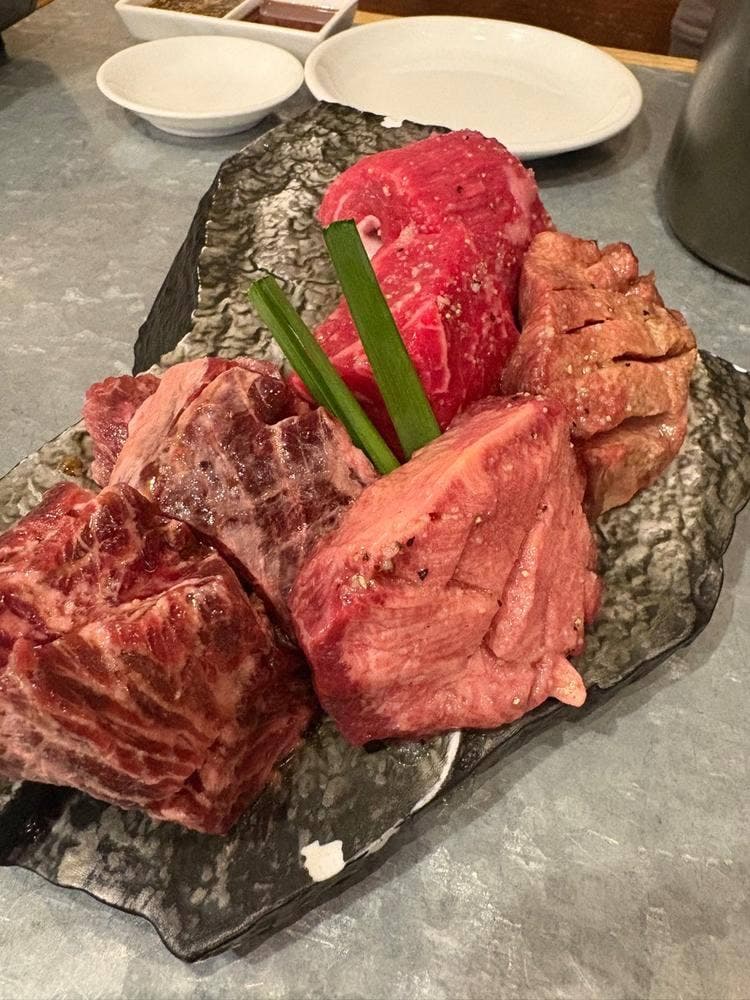 焼肉チョモランマ