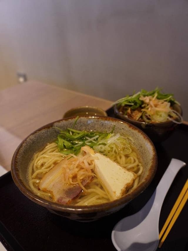 金月そば Gala青い海店 - サブ画像1