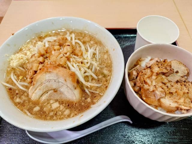 夢みてなんぼ 西町店 - サブ画像2
