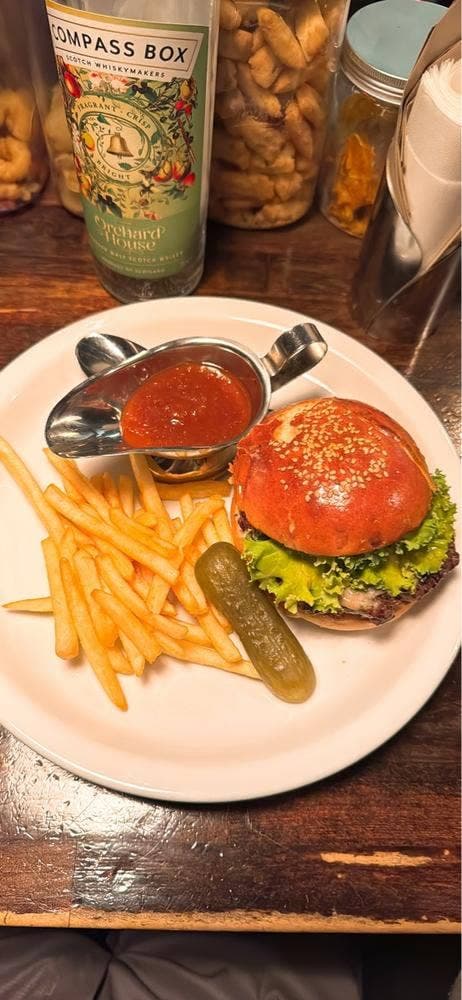 Whisky Burgers Bar 中野 - サブ画像1