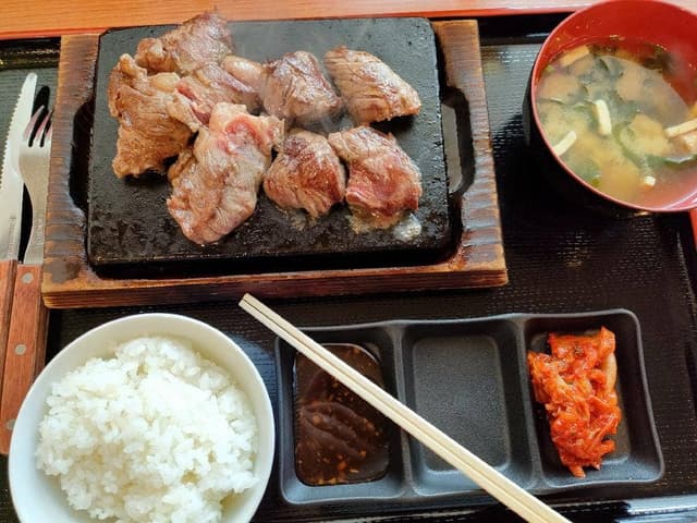ワンダーステーキ 玉津店 - サブ画像3