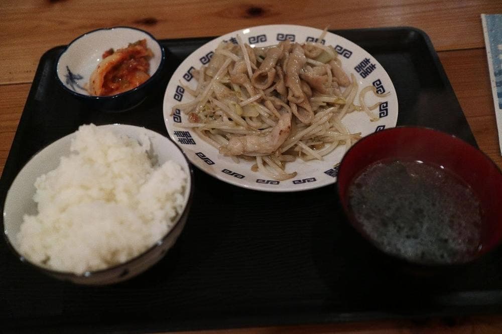 炭火焼肉 光牛本店