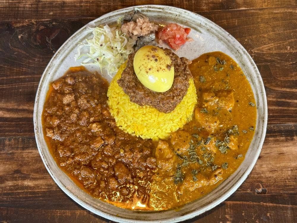 スパイスカレーボマイェ