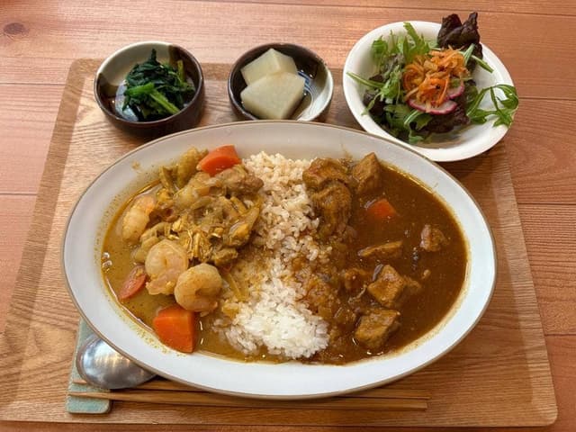 自然食と本格カレーの店 Be HAPPY - サブ画像1