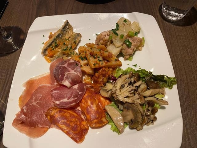 洋食屋 ル・リール - サブ画像1
