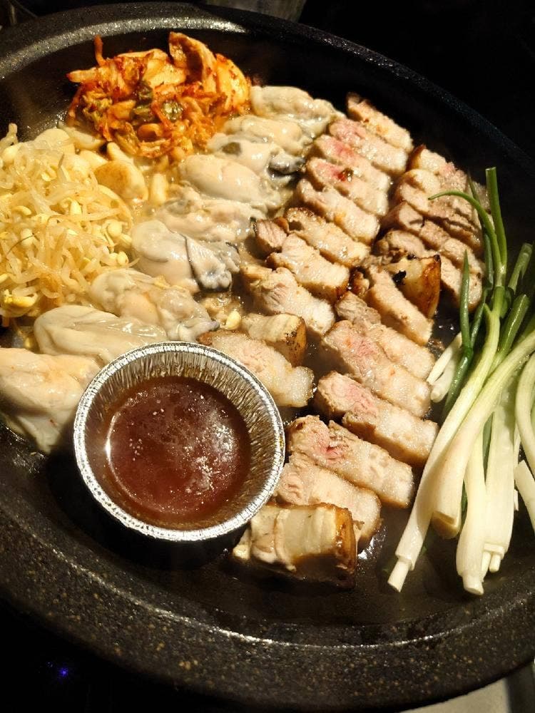 サムギョプサル×韓国料理 OKOGE/オコゲ 梅田東通り店